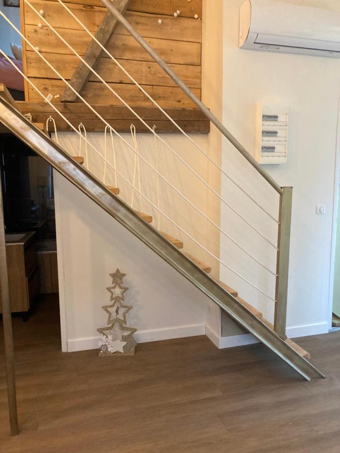 Le Carrosse, La Diligence, Centre Saint Jean De Losne Tarif 2Pers 1 Chambre, Tarif 4 Pers 2 Chambres المظهر الخارجي الصورة
